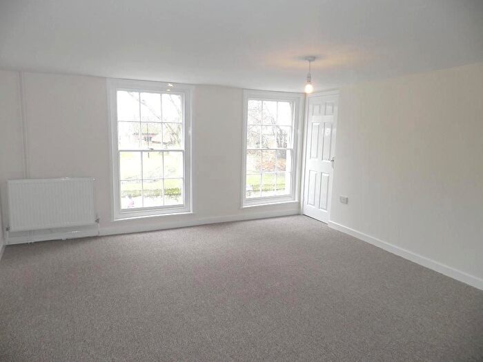 2 Bedroom Flat To Rent In Church Street, North Walsham, NR28