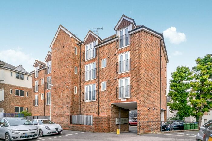 Studio To Rent In Springfield Road, Horsham, RH12