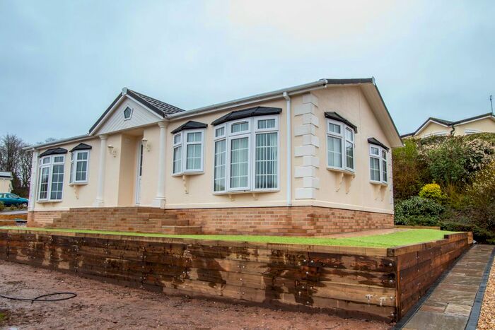 3 Bedroom Park Home For Sale In Willow View Park, Straight Way Head, Whimple, EX5