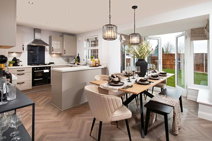 4 Bedroom Detached House For Sale In Morgan Gate, Abingdon, Oxfordshire, OX14