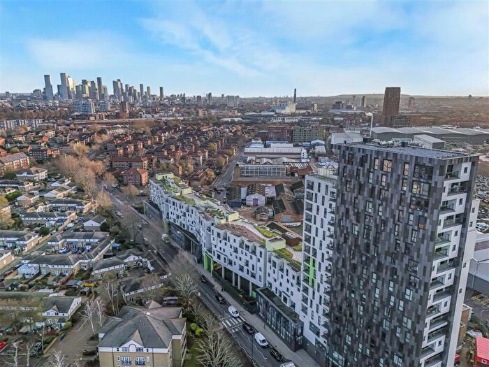 3 Bedroom Flat For Sale In Bermondsey Works, Bermondsey, SE16