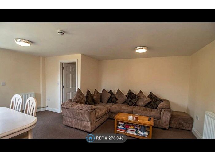 6 Bedroom Semi Detached House To Rent In Arnstones Close, Colchester, CO4