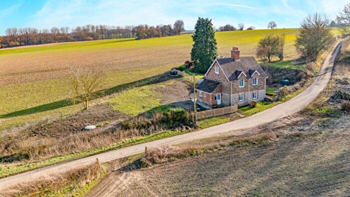 3 Bedroom Semi-Detached House To Rent In Bowley Lane, Sandway, ME17