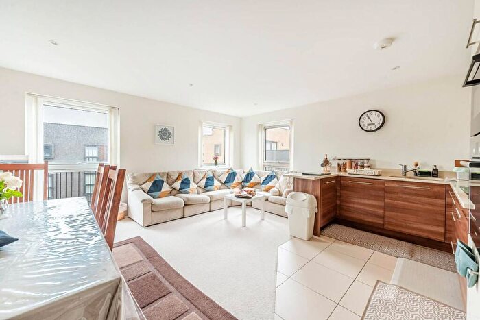 3 Bedroom Flat For Sale In Stanmore Place, Stanmore, HA7