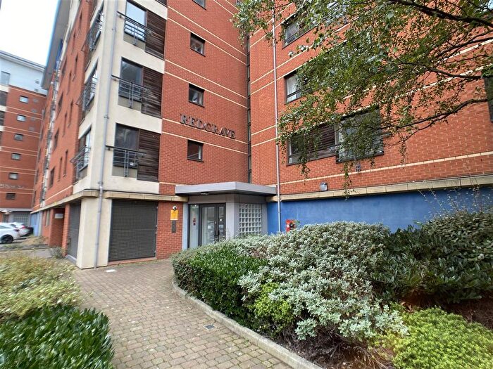 2 Bedroom Flat For Sale In Millsands, Sheffield, S3