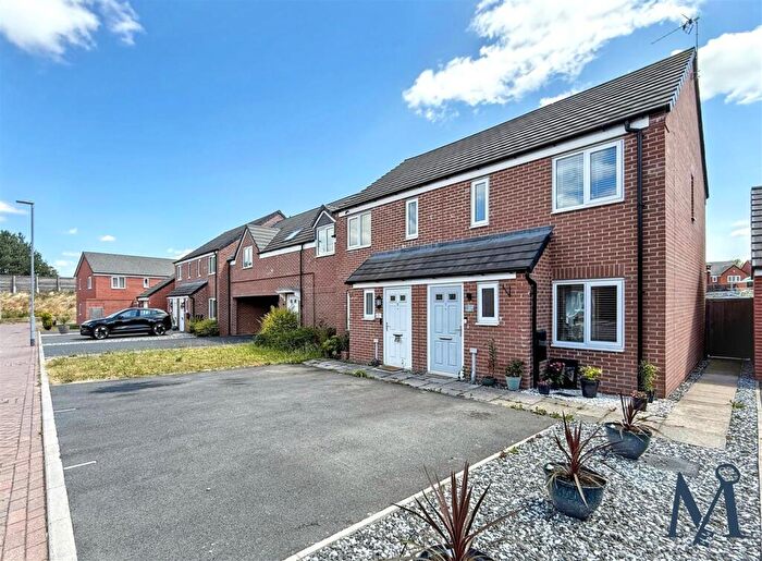 2 Bedroom Semi-Detached House For Sale In Starling Close, Shepshed, Loughborough, LE12