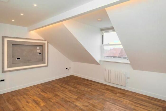 2 Bedroom Flat To Rent In Carr Lane, York, YO26
