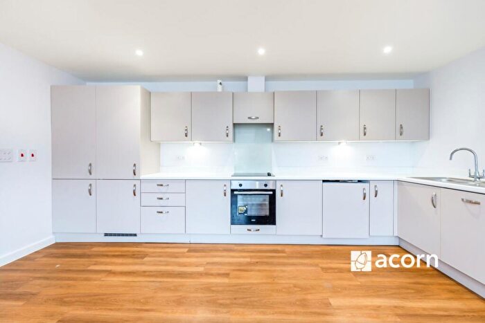 2 Bedroom Flat To Rent In Redvers Road Chatham, ME4