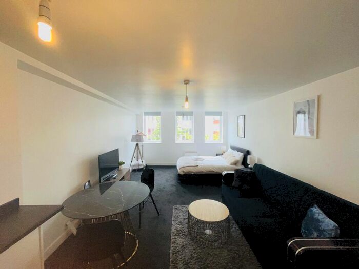 Studio To Rent In Salter Street, Stafford, ST16