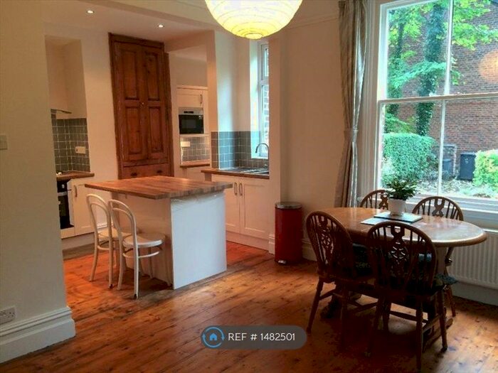 5 Bedroom Terraced House To Rent In Brundretts Road, Manchester, M21