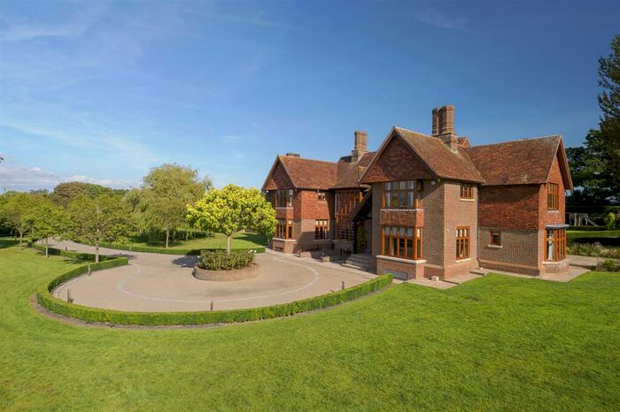 8 Bedroom Detached House For Sale In Willow Manor, Agester Lane, Denton, CT4