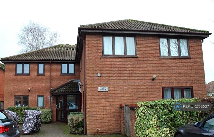 1 Bedroom Flat To Rent In Pirton Court, Hemel Hempstead, HP2