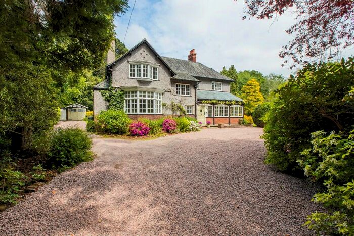 5 Bedroom Detached House For Sale In Hinderton Lane, Neston, Cheshire, CH64