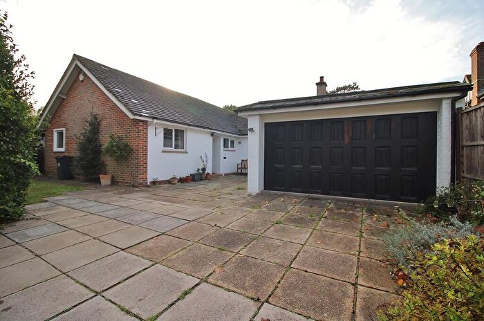 2 Bedroom Detached Bungalow For Sale In Woodbury Avenue, Langstone, PO9