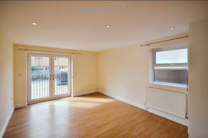 1 Bedroom Apartment To Rent In High Street, Slough, SL1