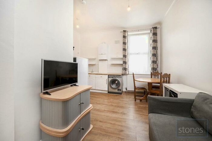 2 Bedroom Apartment To Rent In Belmont Street, London, NW1