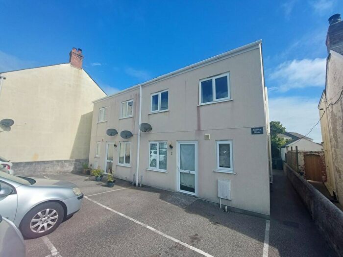 2 Bedroom Maisonette To Rent In Rosevear House, Bugle, PL26