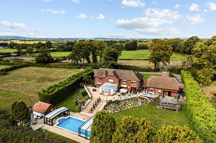 5 Bedroom Detached House For Sale In Fryern Park, Storrington, RH20