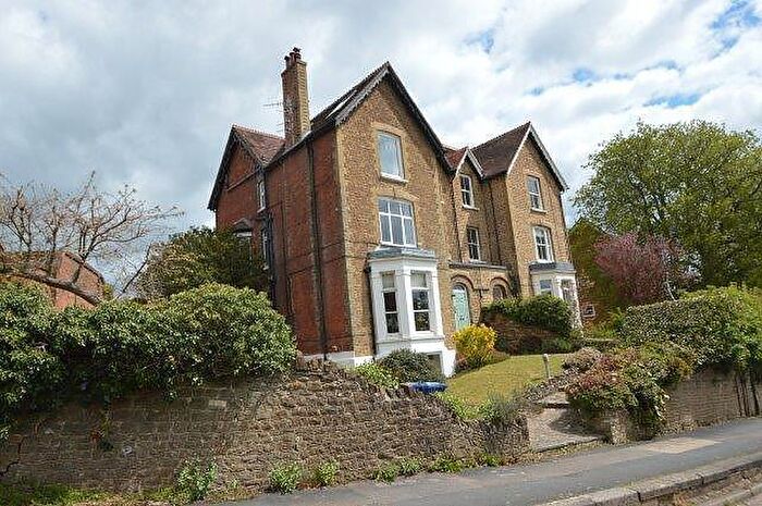1 Bedroom Apartment To Rent In Bedroom Ground Floor Apartment In Godalming, GU7