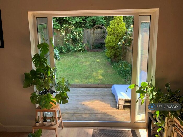 1 Bedroom Semi-Detached House To Rent In Lauriston Close, Cardiff, CF5