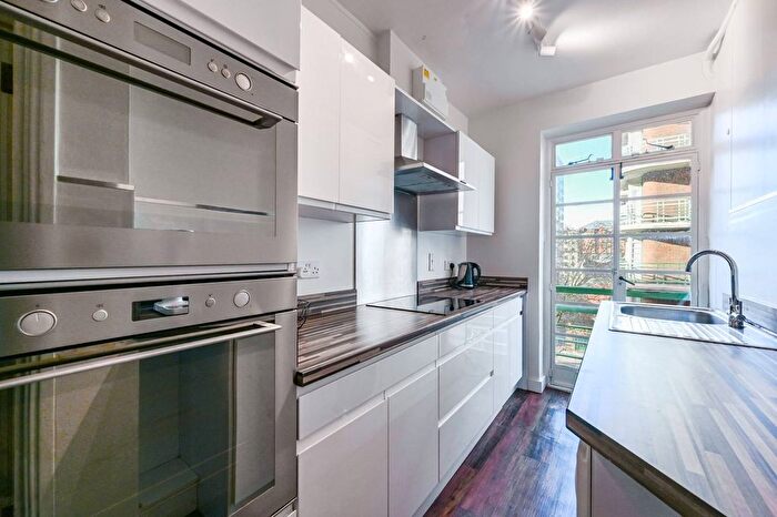 2 Bedroom Flat For Sale In Gloucester Place, Marylebone, London, NW1