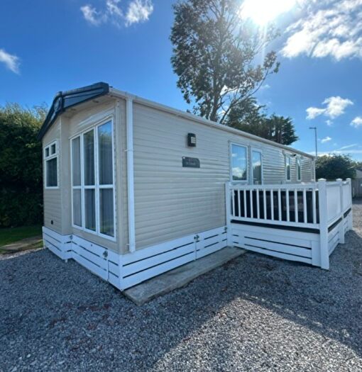 3 Bedroom Park Home For Sale In River Road, Thornton-Cleveleys, FY5