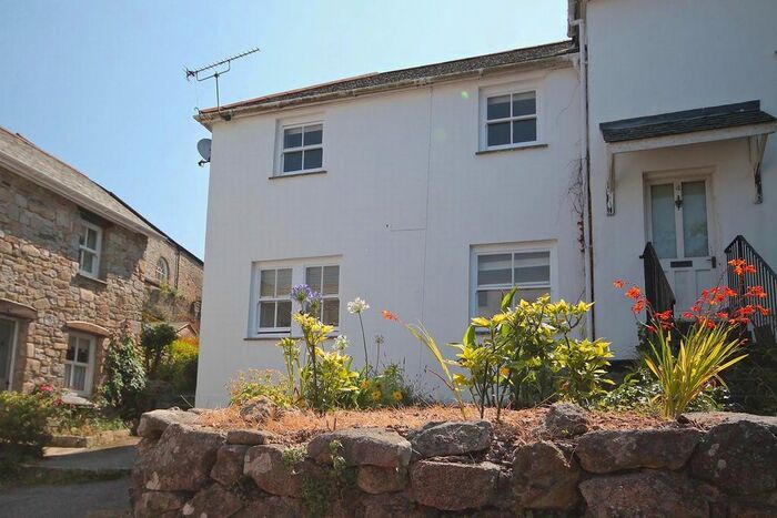 2 Bedroom Semi-Detached House To Rent In Russells Way, Penryn, TR10