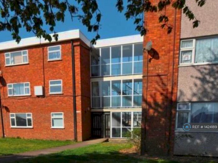 2 Bedroom Flat To Rent In Letchworth, Letchworth Garden City, SG6