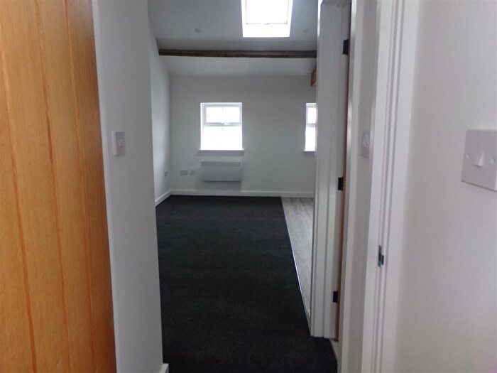 1 Bedroom Flat For Sale In Estcourt Street, Goole, DN14