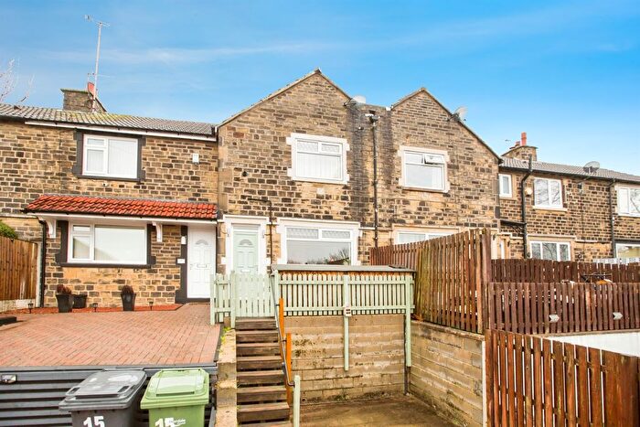 2 Bedroom Terraced House For Sale In Woodlands Avenue, Halifax, HX3