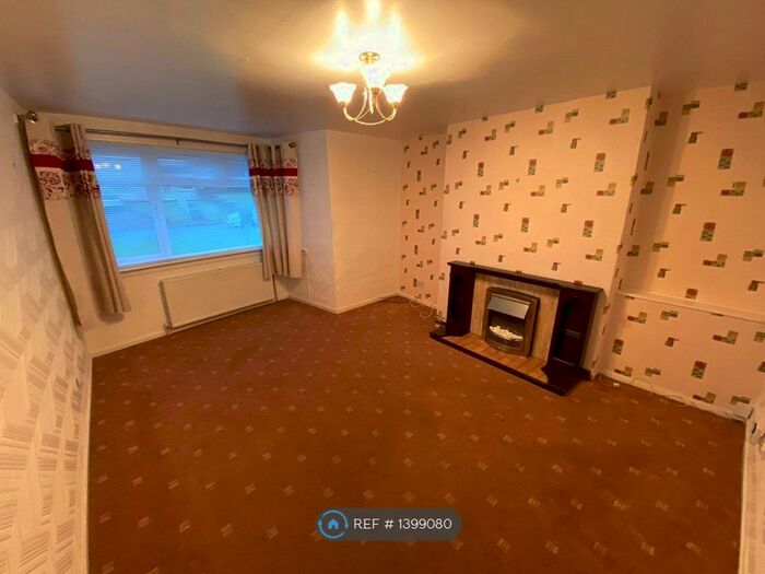 2 Bedroom Flat To Rent In West Mains, East Kilbride, Glasgow, G74