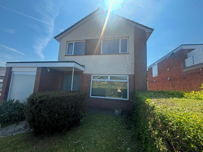 3 Bedroom Detached House To Rent In Winchester Avenue, Exwick, EX4