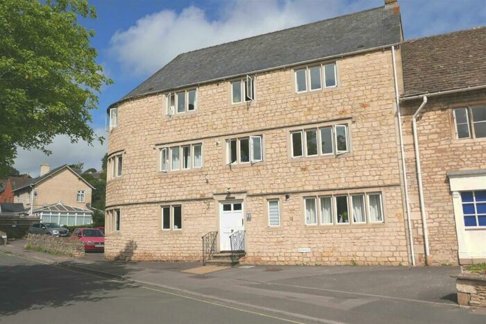 1 Bedroom Flat To Rent In Cossack Court, Nailsworth, GL6