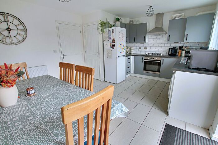 3 Bedroom End Of Terrace House For Sale In Bluebell Way, March, PE15