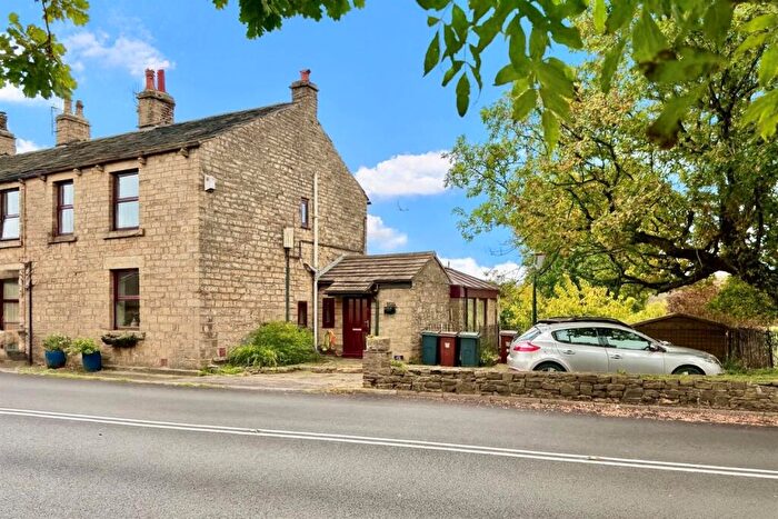 2 Bedroom End Of Terrace House For Sale In Manchester Road, Tintwistle, Glossop, SK13