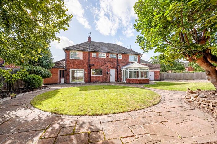 4 Bedroom Detached House For Sale In Terrian Crescent, West Bridgford, Nottingham, Nottinghamshire, NG2