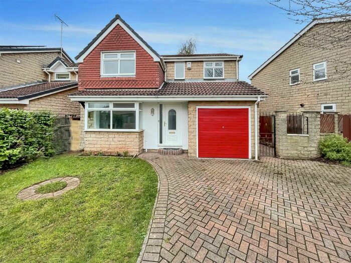 4 Bedroom House To Rent In , Farndon Grove, Worksop, S81