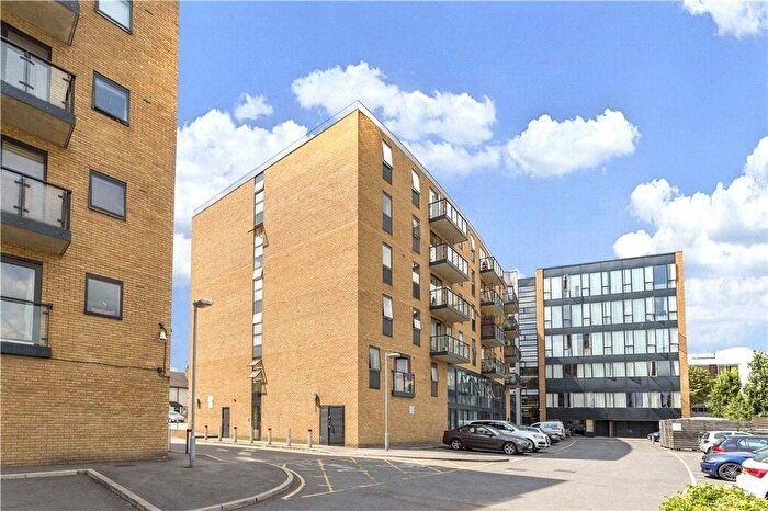 2 Bedroom Flat To Rent In Durnsford Road, London, SW19