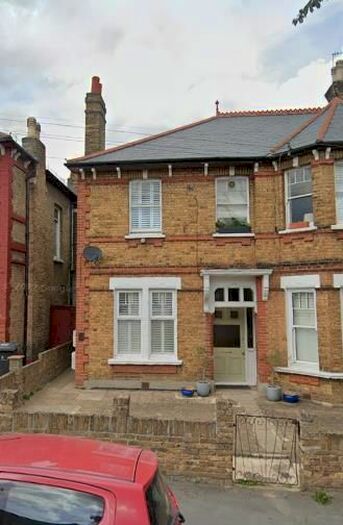 1 Bedroom Flat To Rent In Lanercost Road, London, SW2