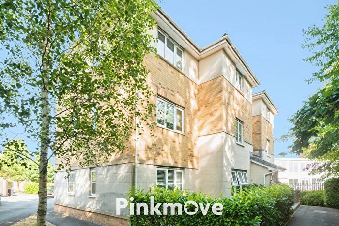 2 Bedroom Apartment For Sale In Schooner Walk, Newport, NP10