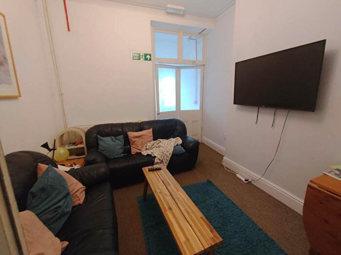 6 Bedroom Terraced House To Rent In Diana Street, Roath, Cardiff, CF24