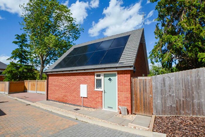 2 Bedroom Property For Sale In Kibworth Road, Fleckney, Leicester, LE8