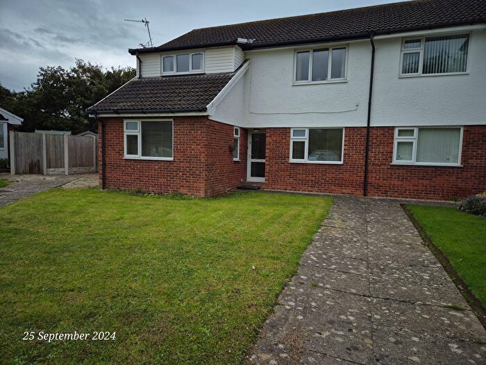 2 Bedroom Flat To Rent In Aled Court, Abergele, LL22