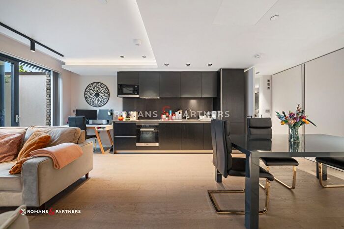1 Bedroom Flat To Rent In Chapter House, Covent Garden, WC2B