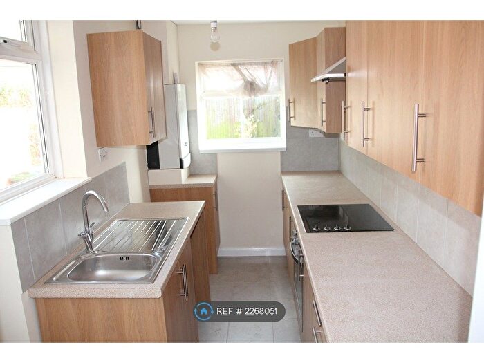 3 Bedroom Terraced House To Rent In Mandalay Street, Nottingham, NG6