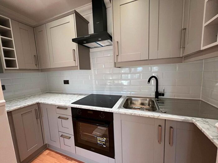1 Bedroom Flat For Sale In Lodge Lane, North Grays, Grays, RM16