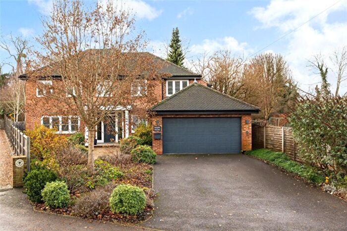 4 Bedroom Detached House For Sale In Longhurst Road, East Horsley, Leatherhead, Surrey, KT24