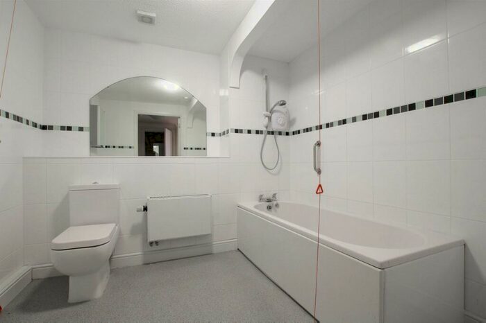 2 Bedroom Retirement Property For Sale In Forum Court, Lord Street, Southport, PR8