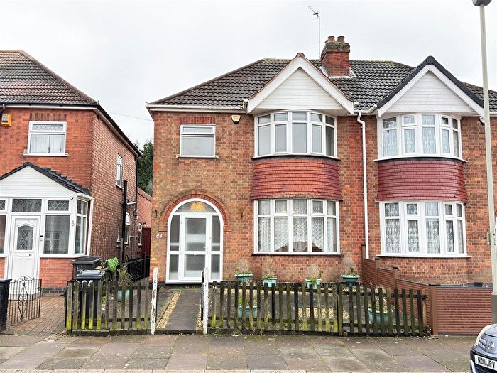 3 Bedroom Semi Detached House For Sale In Wavertree Drive, Belgrave, Leicester, LE4
