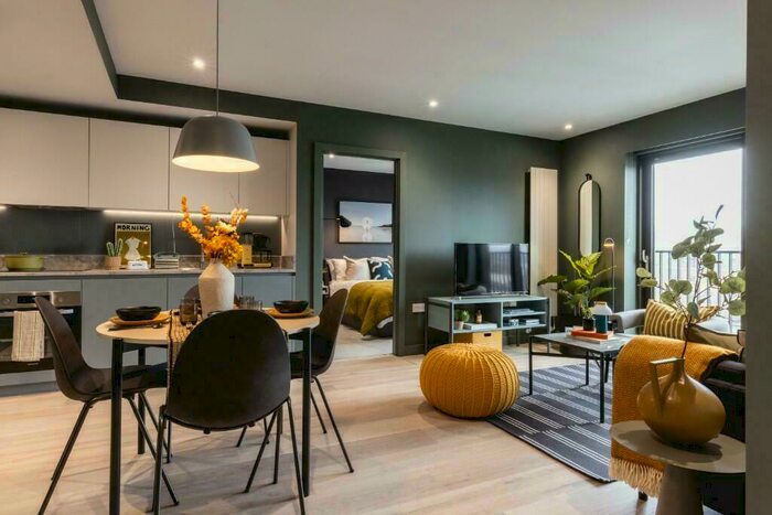 2 Bedroom Apartment To Rent In New England Street, BN1